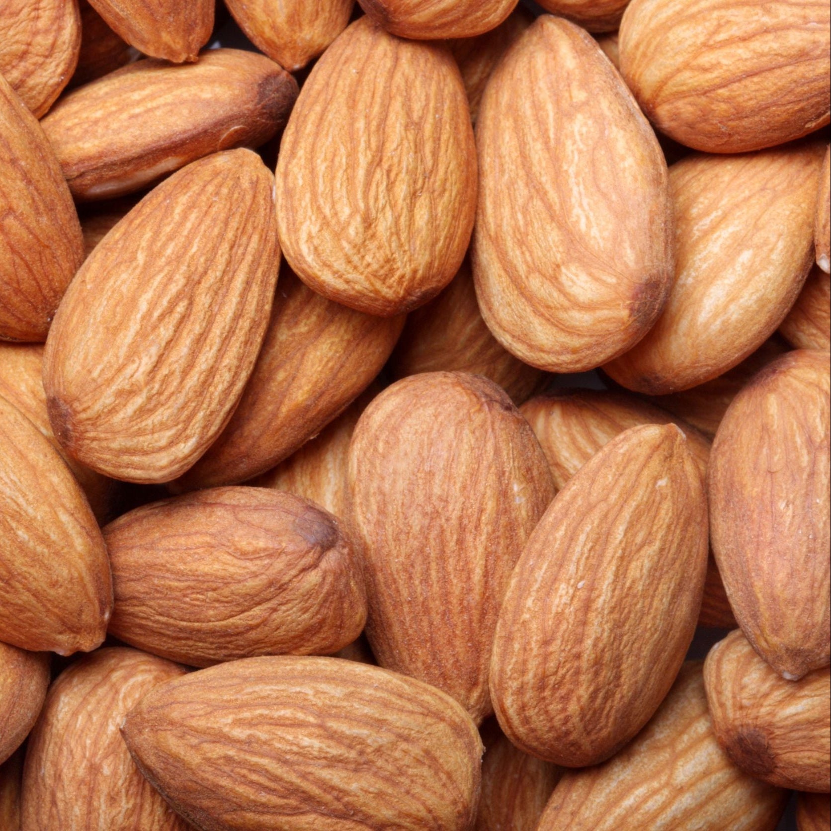 Almendra Entera Kg